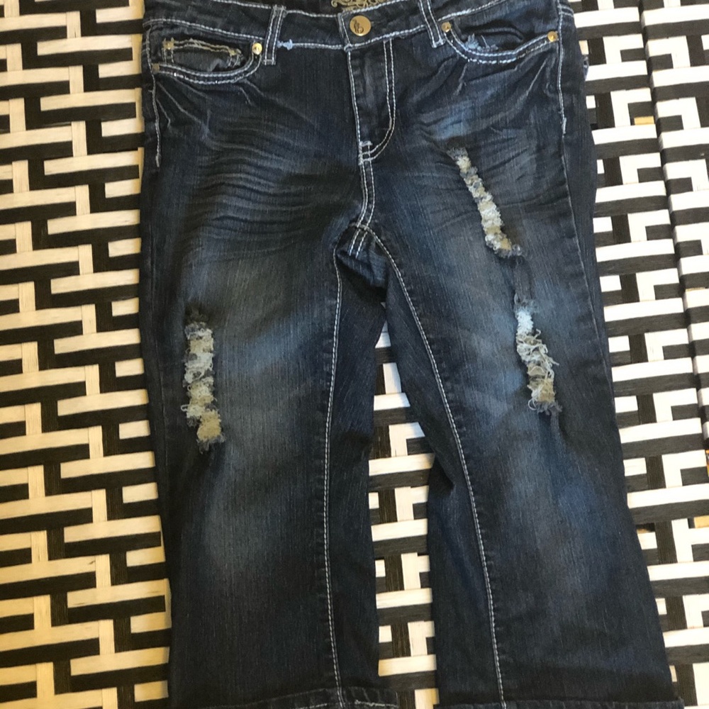 Jeans - Picture 2 of 3